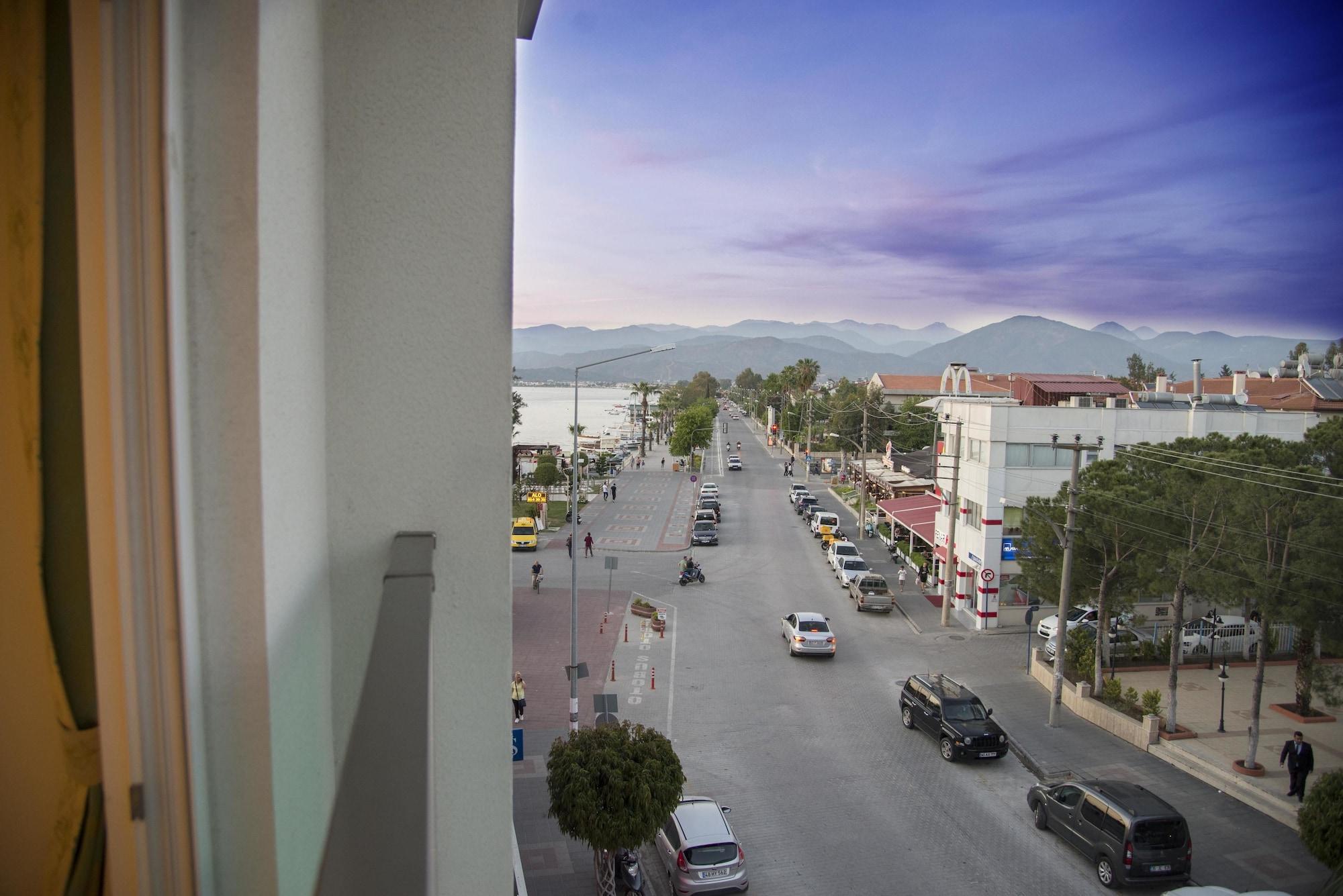 Yeniceri City Hotel Fethiye Exteriör bild