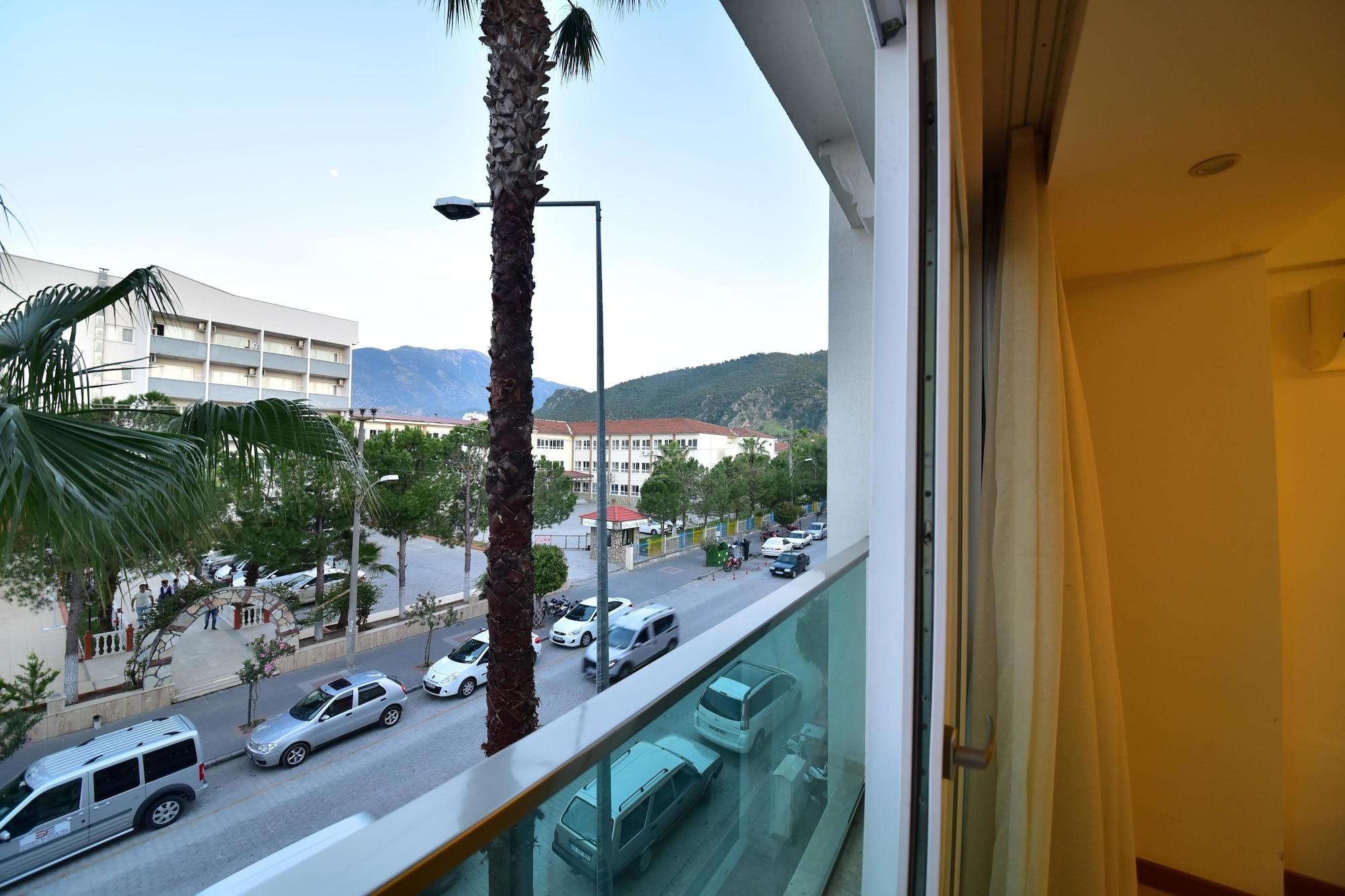Yeniceri City Hotel Fethiye Exteriör bild