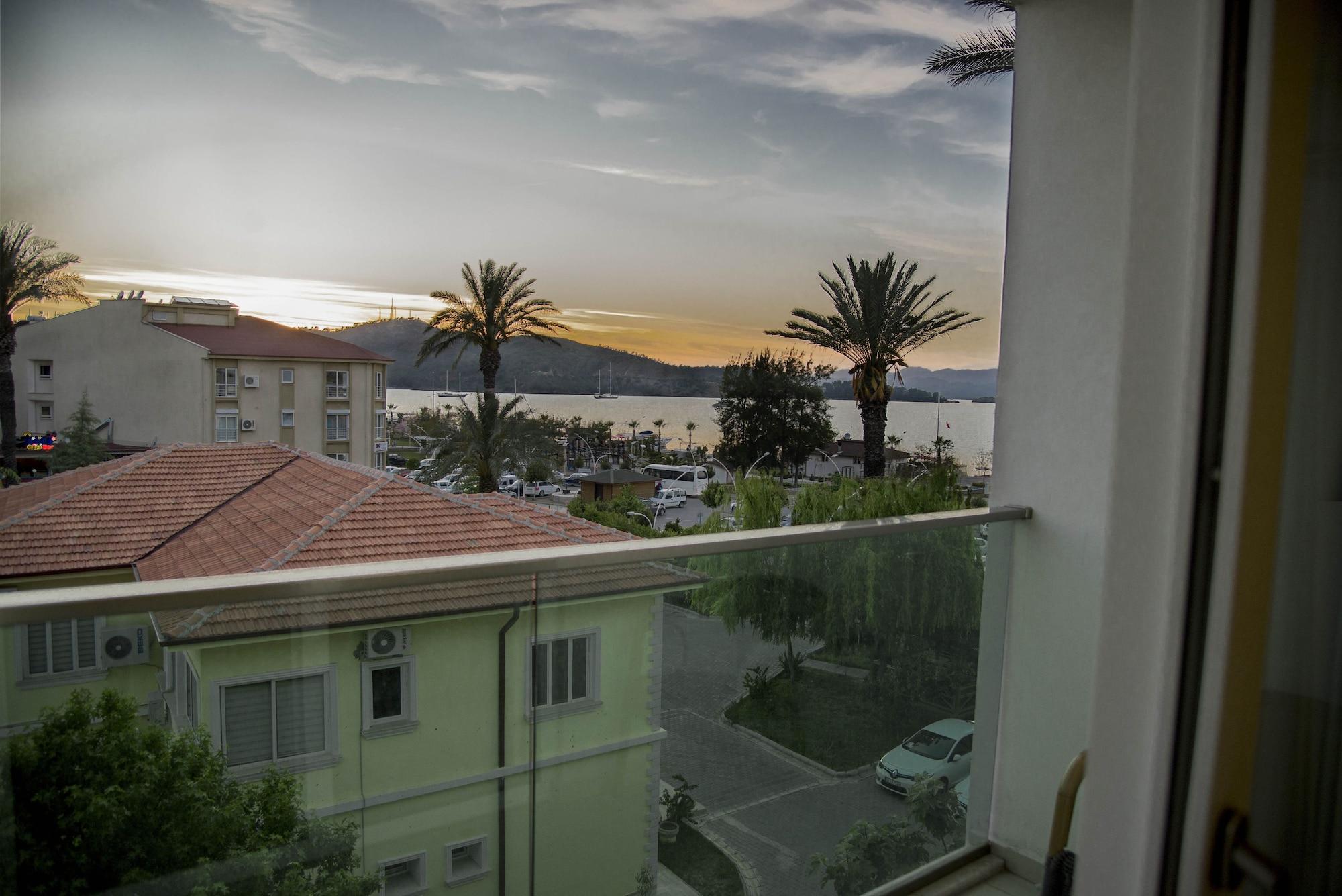 Yeniceri City Hotel Fethiye Exteriör bild