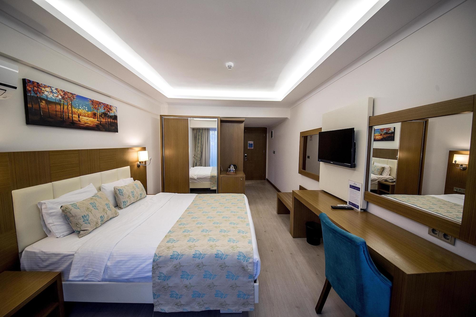 Yeniceri City Hotel Fethiye Exteriör bild
