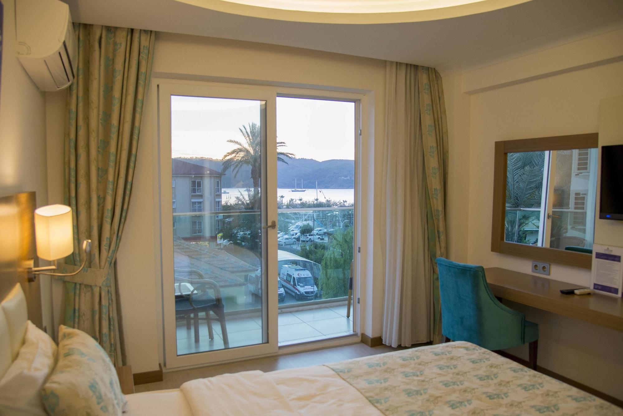 Yeniceri City Hotel Fethiye Exteriör bild