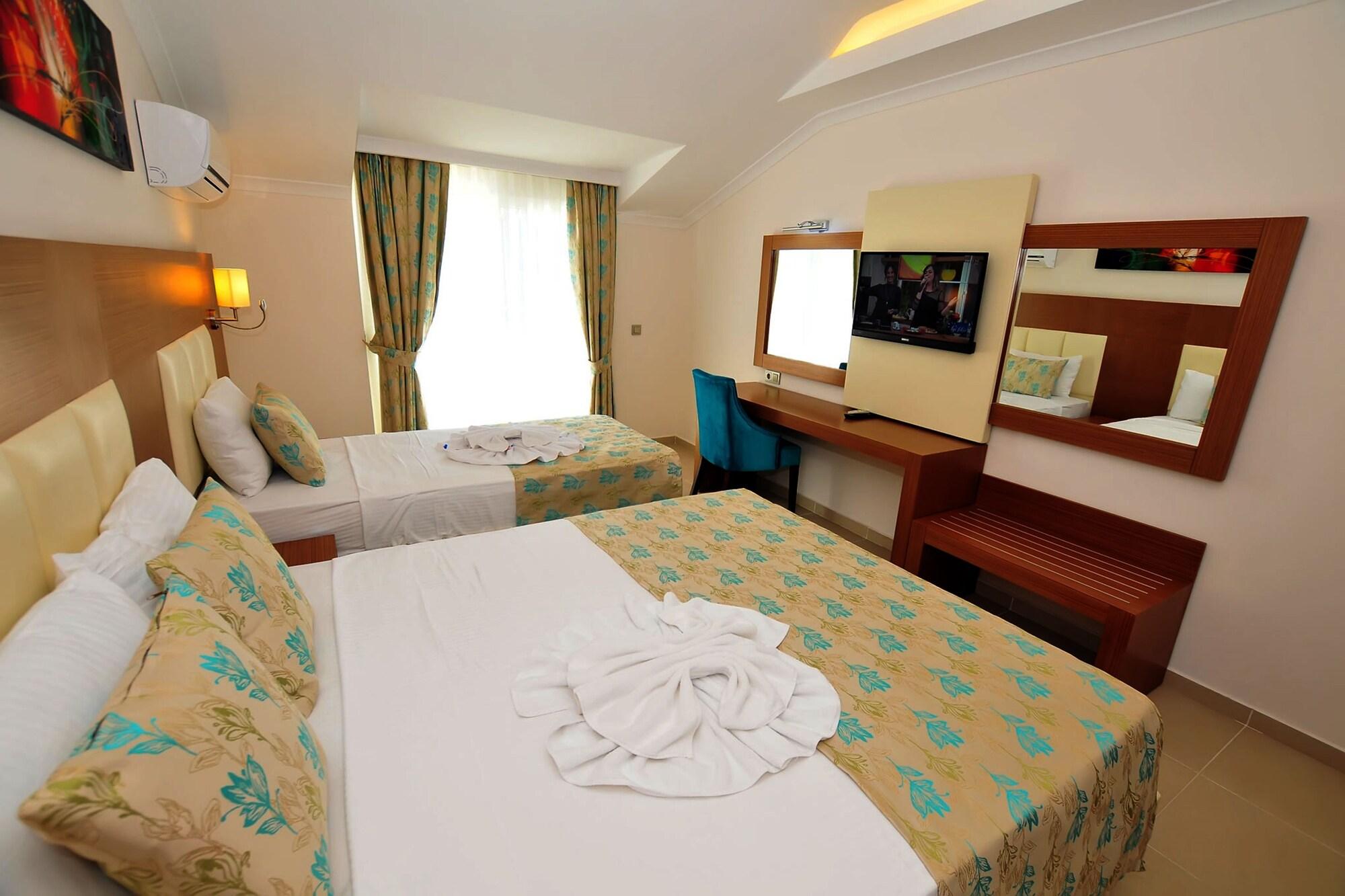 Yeniceri City Hotel Fethiye Exteriör bild