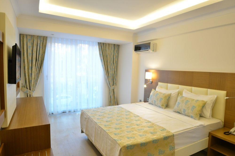 Yeniceri City Hotel Fethiye Exteriör bild