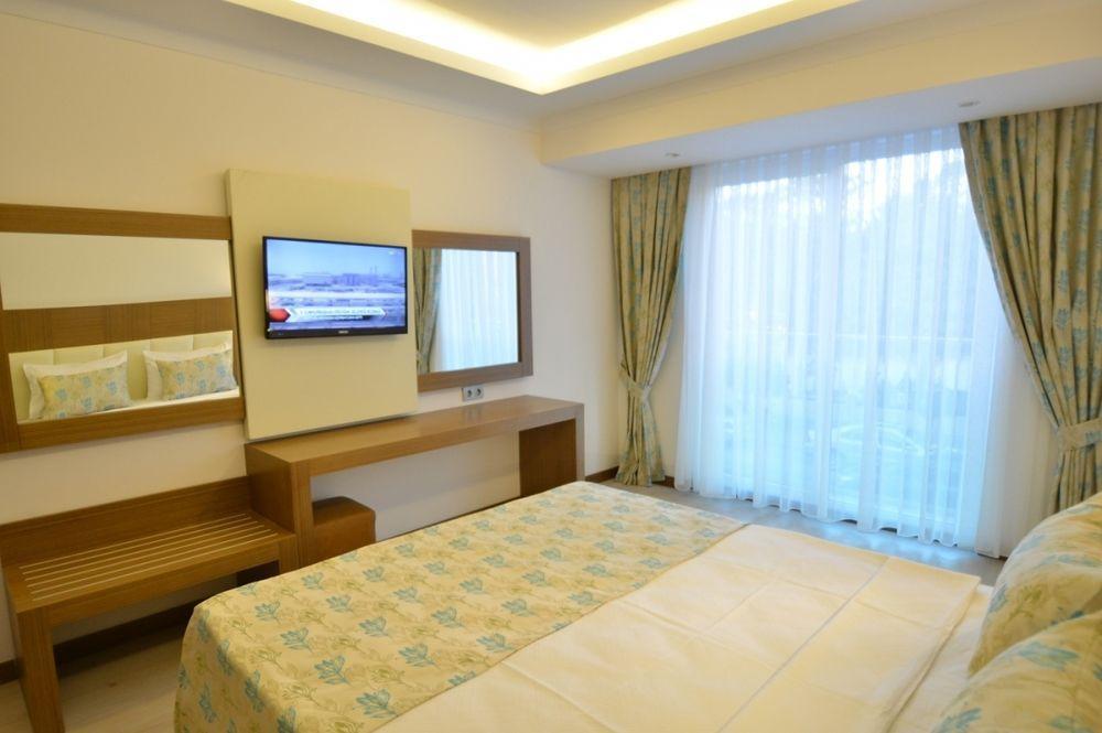 Yeniceri City Hotel Fethiye Exteriör bild