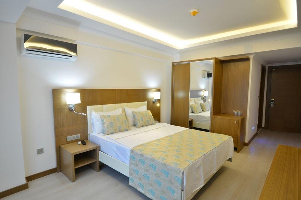 Yeniceri City Hotel Fethiye Exteriör bild